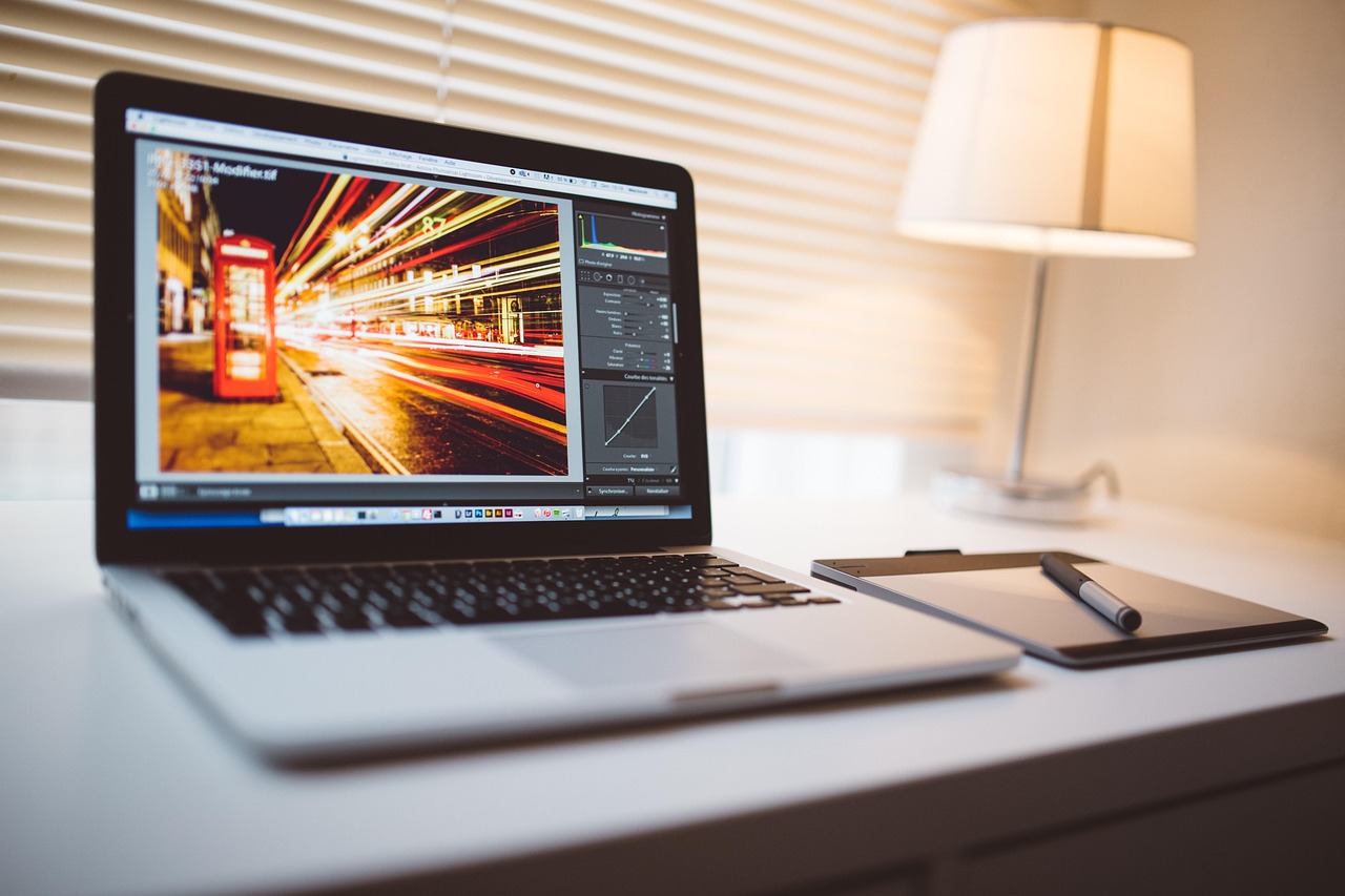 Editing Urban Astrophotos: Taming the Orange Glow Without Faking the Sky
